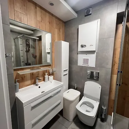 No 6 Pionierow Apartment